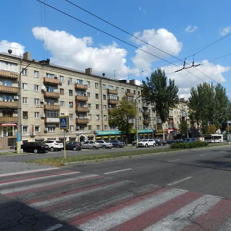 3-Room Apartment Near Inturist On Sobornyi Avenue 156, By Grandhome Zaporizhia Εξωτερικό φωτογραφία
